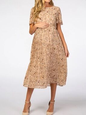 Pinkblush Beige Floral Pleated Short Sleeve Chiffon Maternity Midi Dress